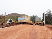 Bốc xếp, vận chuyển vật tư và thiết bị Dự án Nhà máy Xi Măng Sông Lam, Nghệ An.