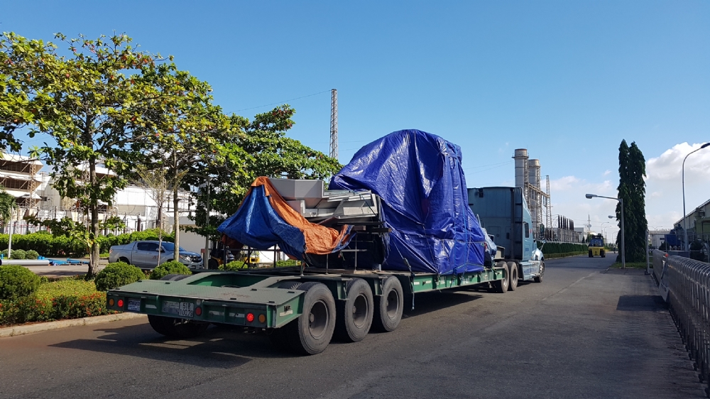 Tiếp nhận vận chuyển và bàn giao 06 máy tiện vạn năng từ nhà máy nhiệt điện Mông Dương vào nhiệt điện Phú Mỹ, Bà Rịa - Vũng Tàu.
