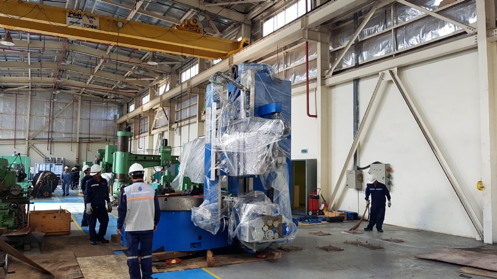 Tiếp nhận vận chuyển và bàn giao 06 máy tiện vạn năng từ nhà máy nhiệt điện Mông Dương vào nhiệt điện Phú Mỹ, Bà Rịa - Vũng Tàu.
