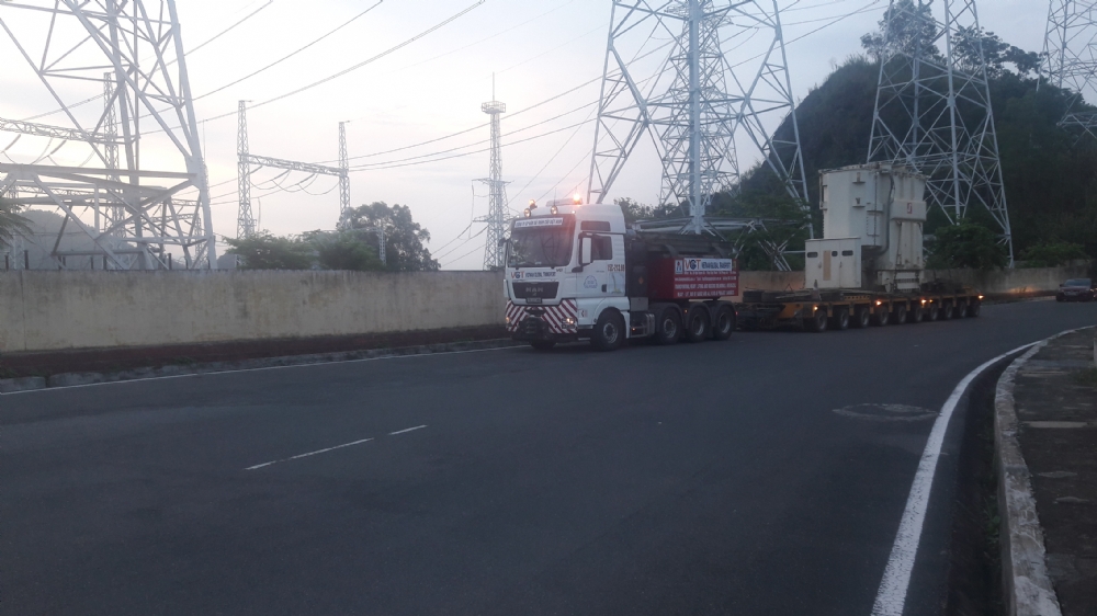 Vận chuyển và bàn giao vào bệ máy các thân máy biến áp 150 MVA thuộc đường dây 500kV từ trạm Pleiku, Gia Lai về trạm Hòa Bình, tỉnh Hòa Bình.