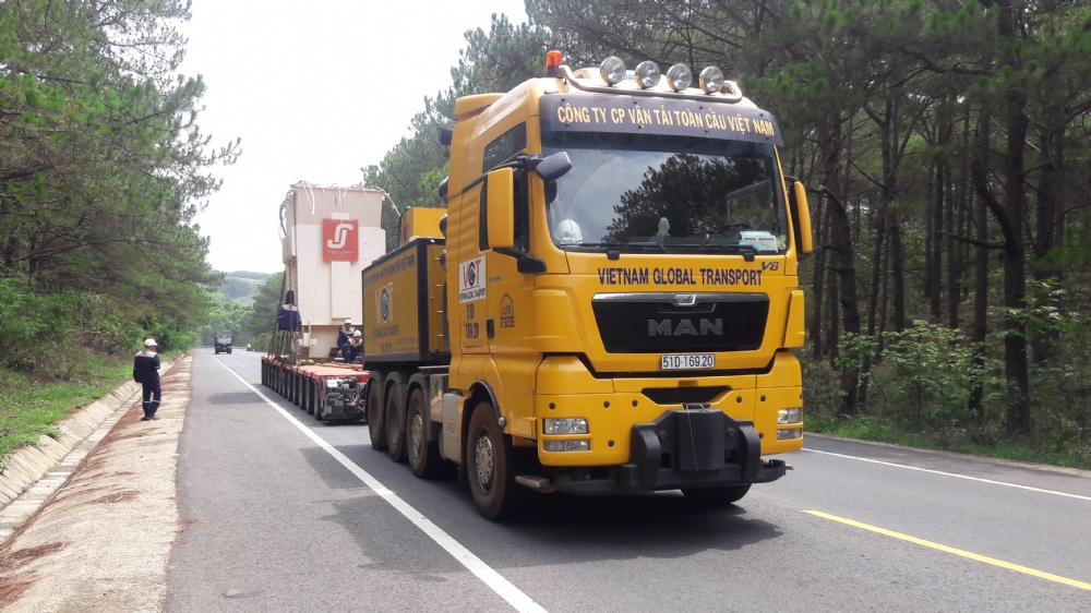 Vận chuyển và bàn giao vào bệ máy các thân máy biến áp 150 MVA thuộc đường dây 500kV từ trạm Pleiku, Gia Lai về trạm Hòa Bình, tỉnh Hòa Bình.