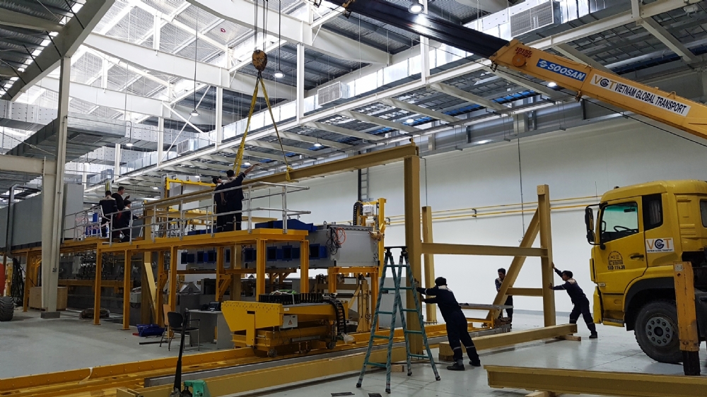 Vận chuyển và lắp đặt toàn bộ thiết bị dây chuyền lò nung Nhà máy Schaeffler Việt Nam.