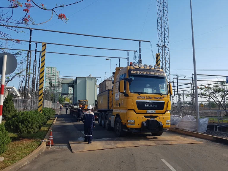 Tháo dỡ, vận chuyển và tái lắp đặt Máy biến áp chính 220kV và phụ kiện tại Nhà máy Điện Phú Mỹ I.
