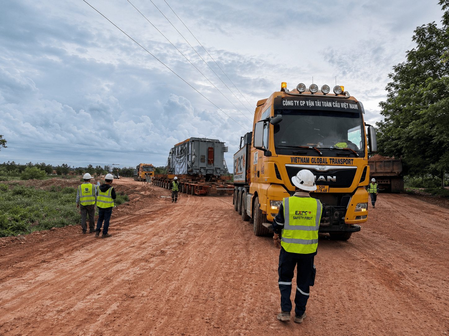 VGT tham gia triển khai vận chuyển thiết bị cho Dự án điện khí và kho cảng LNG tại Koh Kong, Campuchia - 13